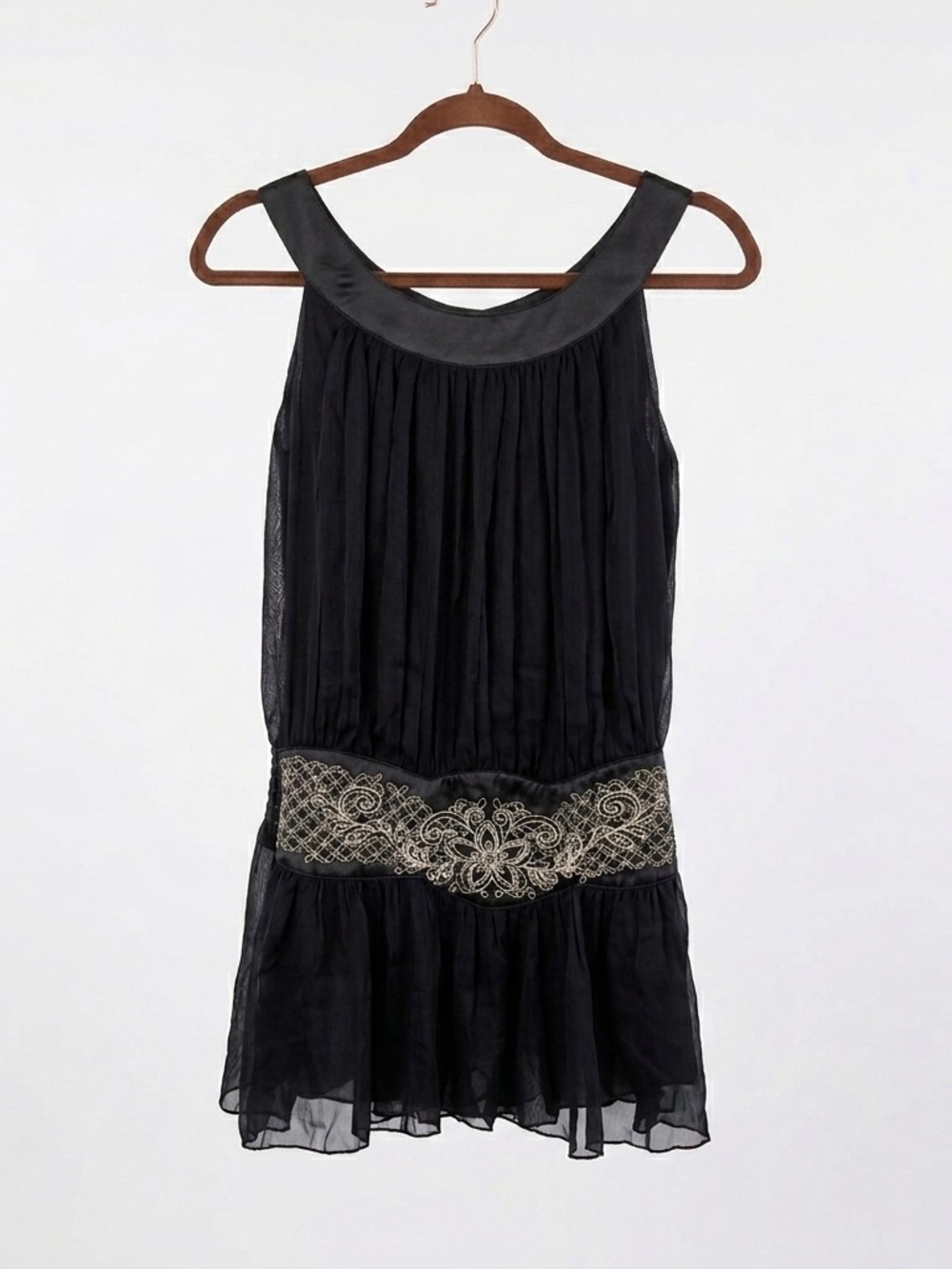 Varga Black Sheer Pleated Chiffon‎ Embroidered Drop Waist Tunic Top Small